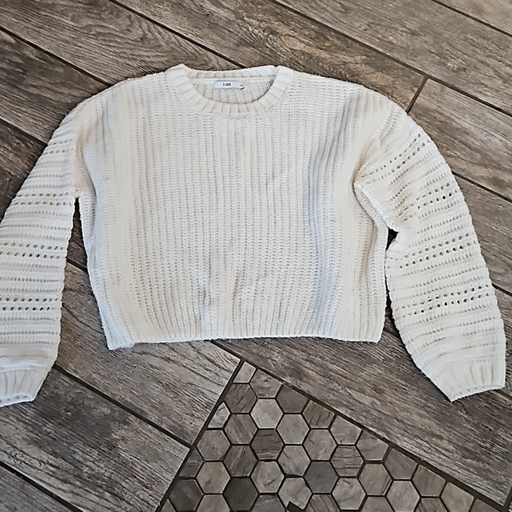 Cropped Sweater Size XL